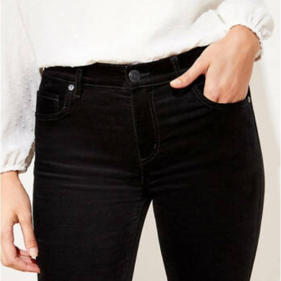 Ann Taylor Black THE SKINNY
CURVY FIT Size 8 EUC - Picture 1 of 7
